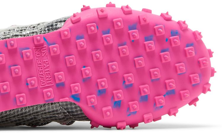 Off White x Wmns Waffle Racer Fuchsia Sample