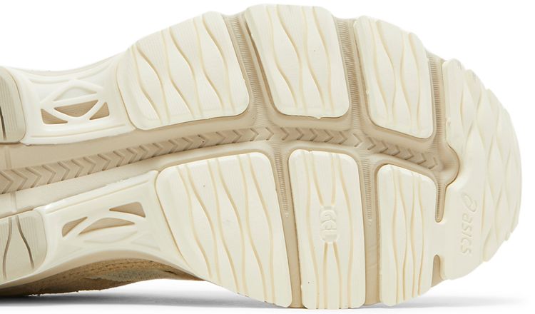 Asics Wmns Gel MC Plus Ivory Putty