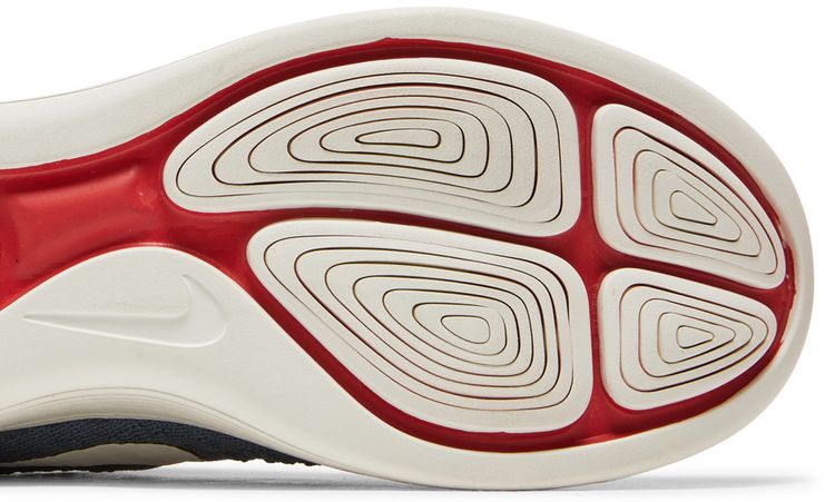 Undercover x NikeLab Gyakusou LunarEpic Low Flyknit 2