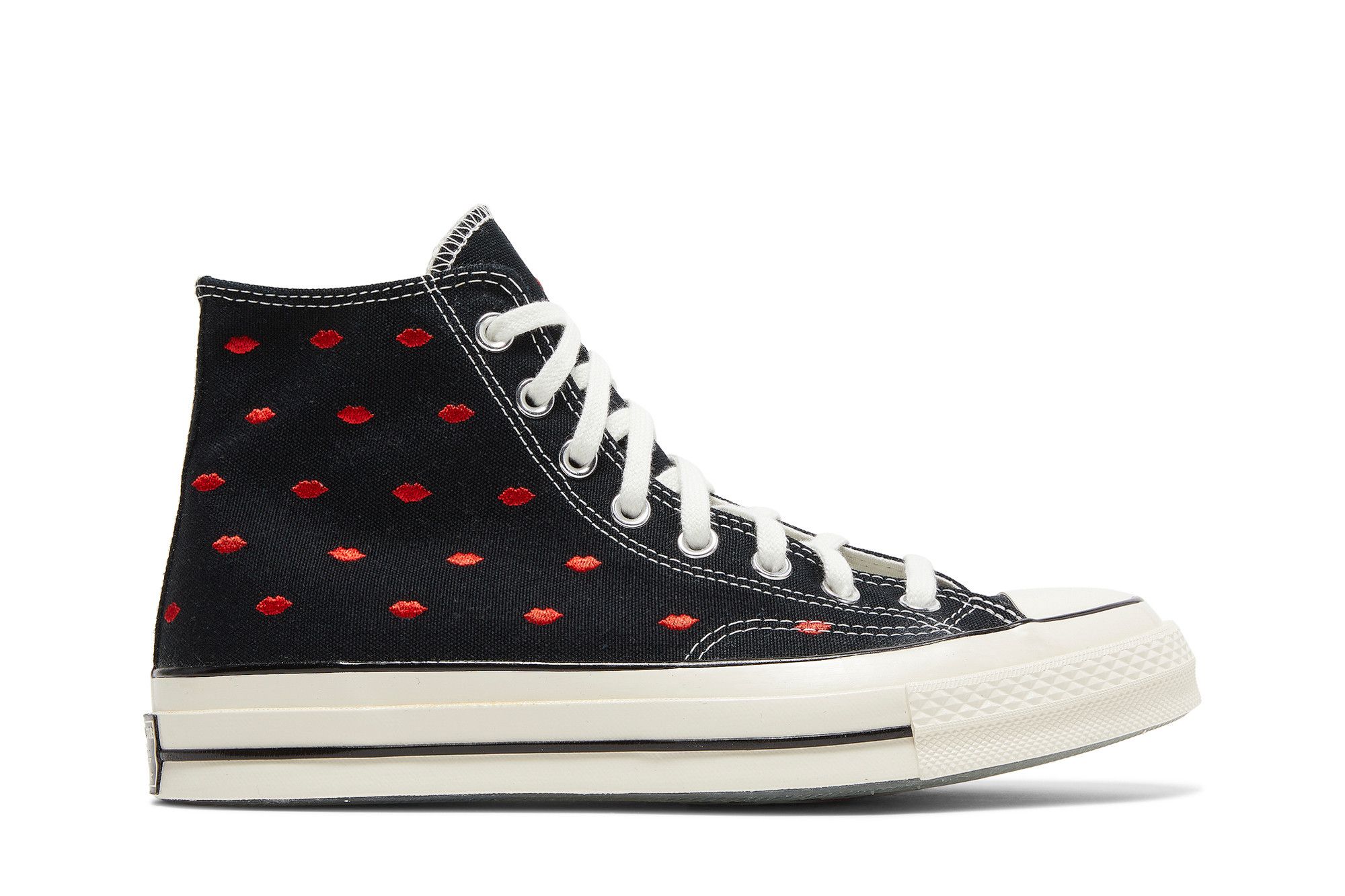 Converse with lips discount