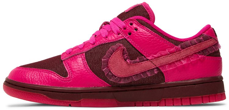 Nike Wmns Dunk Low Valentines Day