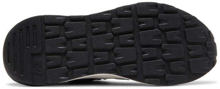 New Balance 5740 Black White