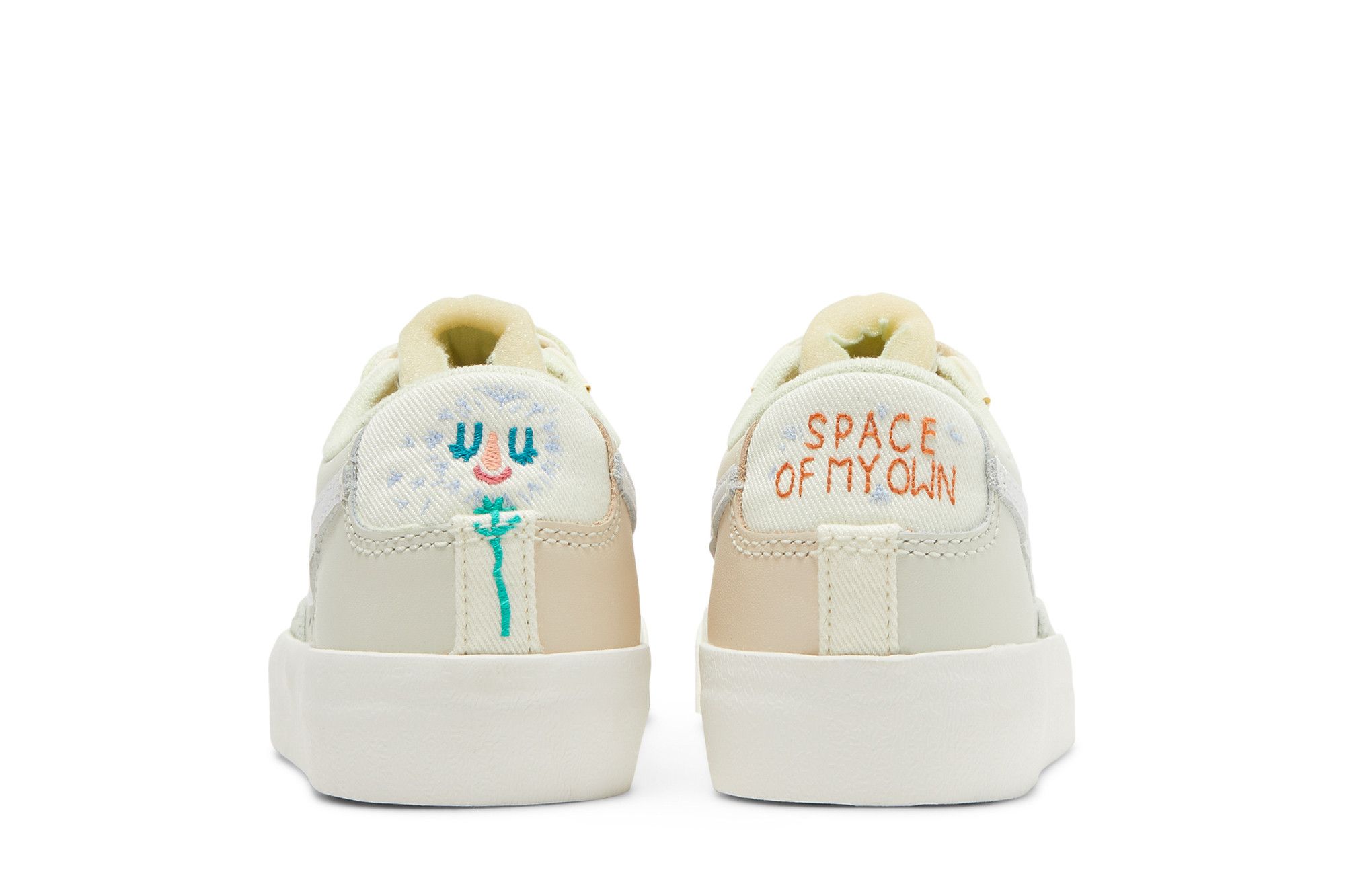Sale!女性用 Nike Blazer Low 77 Sea Glass (W) Buy Wmns Blazer Low '77 'Sea Glass' - DM7186 011 | GOAT