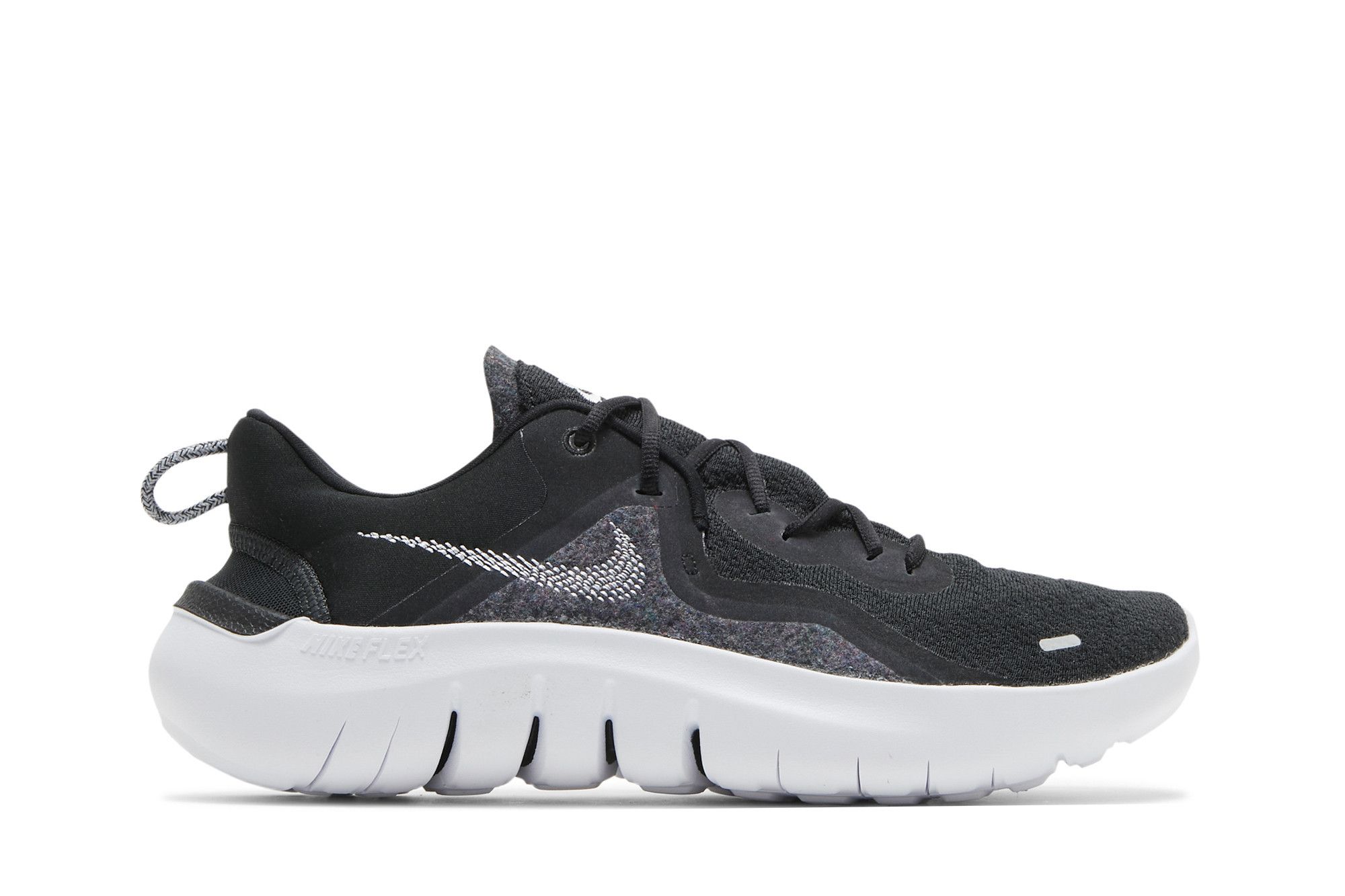 Nike flex runner black and white top
