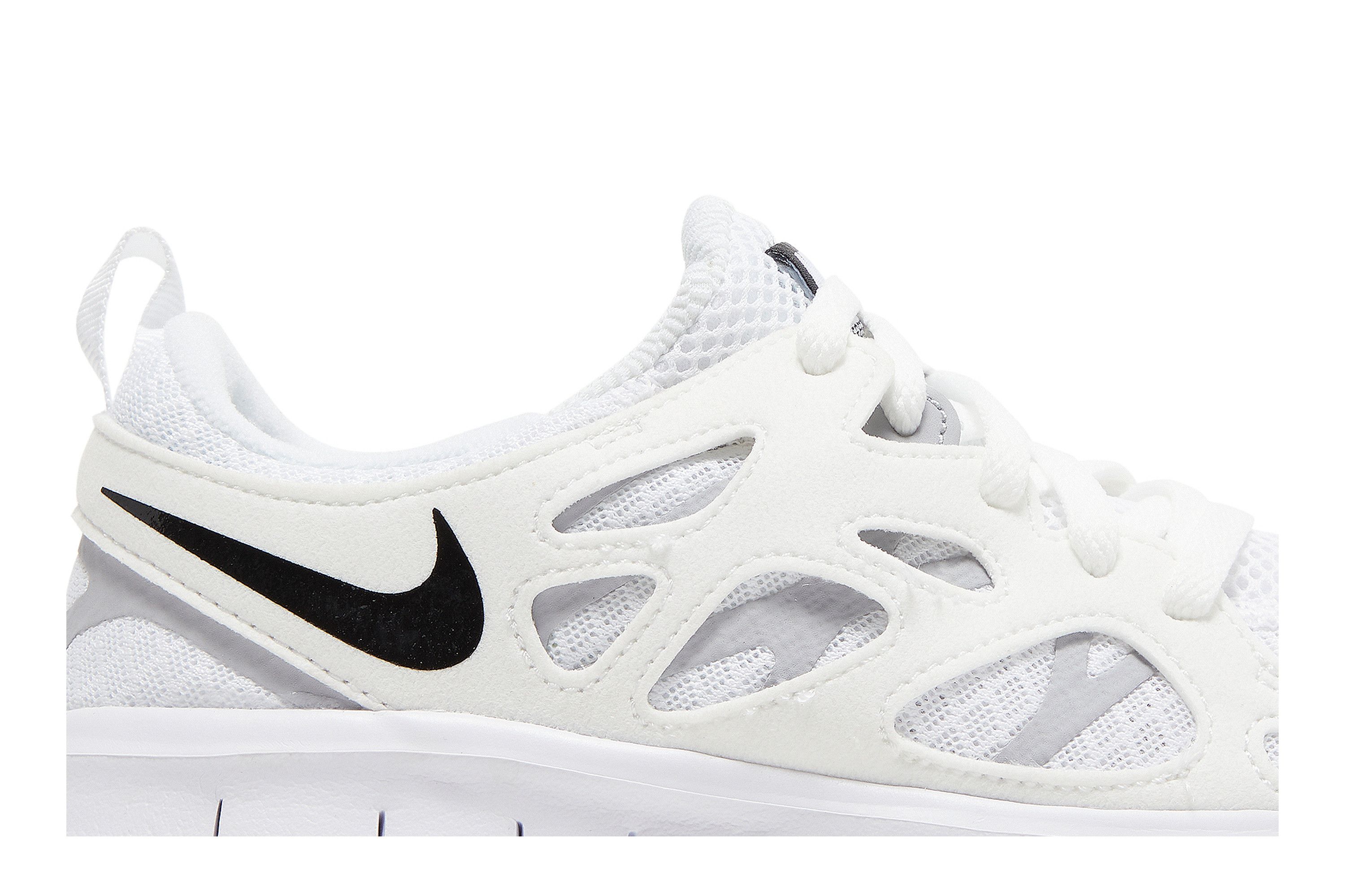Size 3.5 Free Run 2 GS White Black