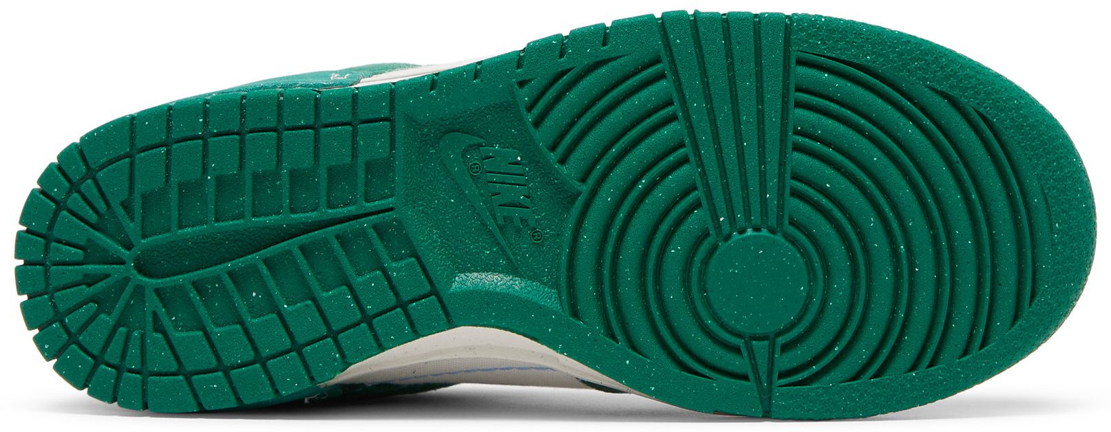 Buy Nike Wmns Dunk Low Disrupt 2 'Malachite' - DH4402 001 | GOAT