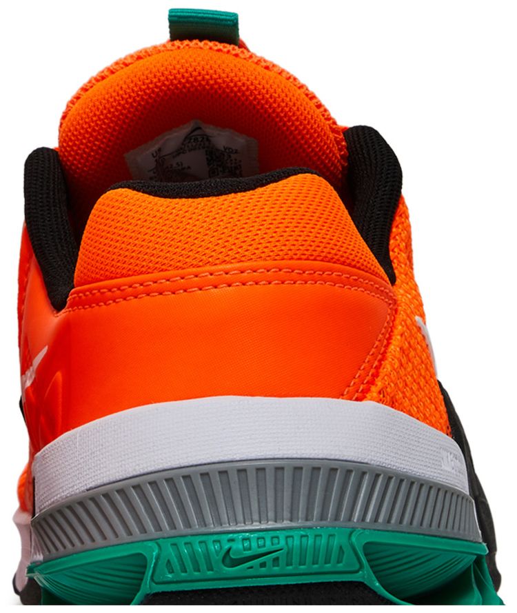 Nike Metcon 7 Total Orange Clear Emerald