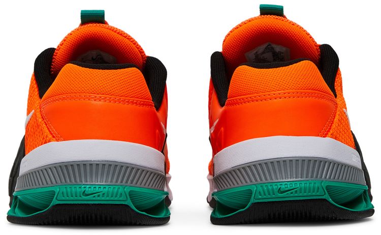 Nike Metcon 7 Total Orange Clear Emerald