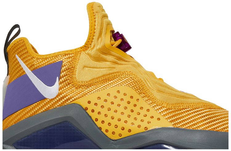 LeBron Soldier 14 Lakers