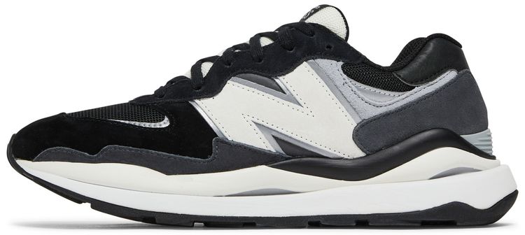 FIGS x New Balance 5740 Black White