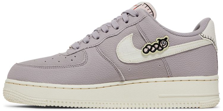 Nike Wmns Air Force 1 07 SE Air Sprung