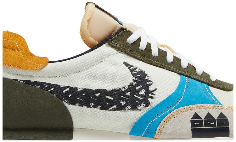 Nike Daybreak Type Sea Glass