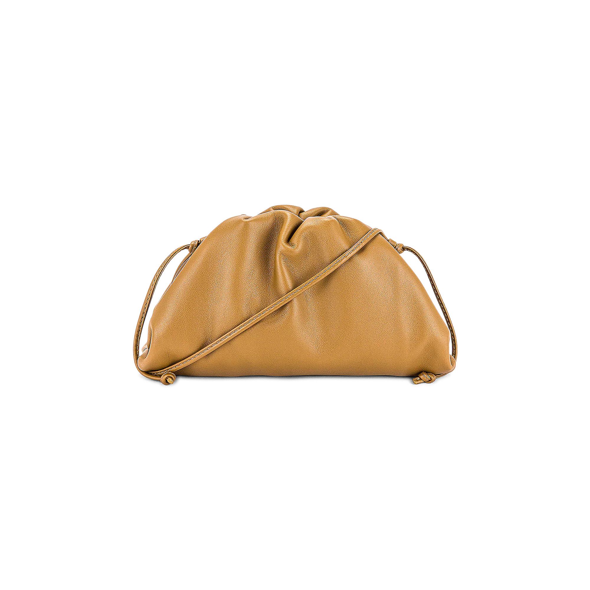BOTTEGA VENETA バッグ The Pouch 20 585852 VCP40 Bottega Veneta Mini Pouch in Chalk 585852 VCP40 9143