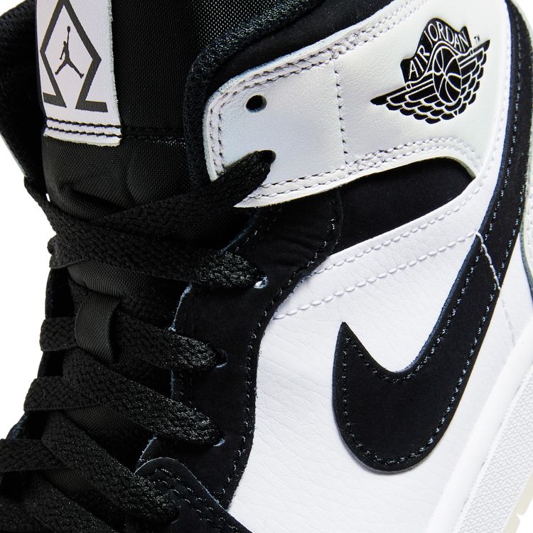Air Jordan 1 Mid SE Diamond