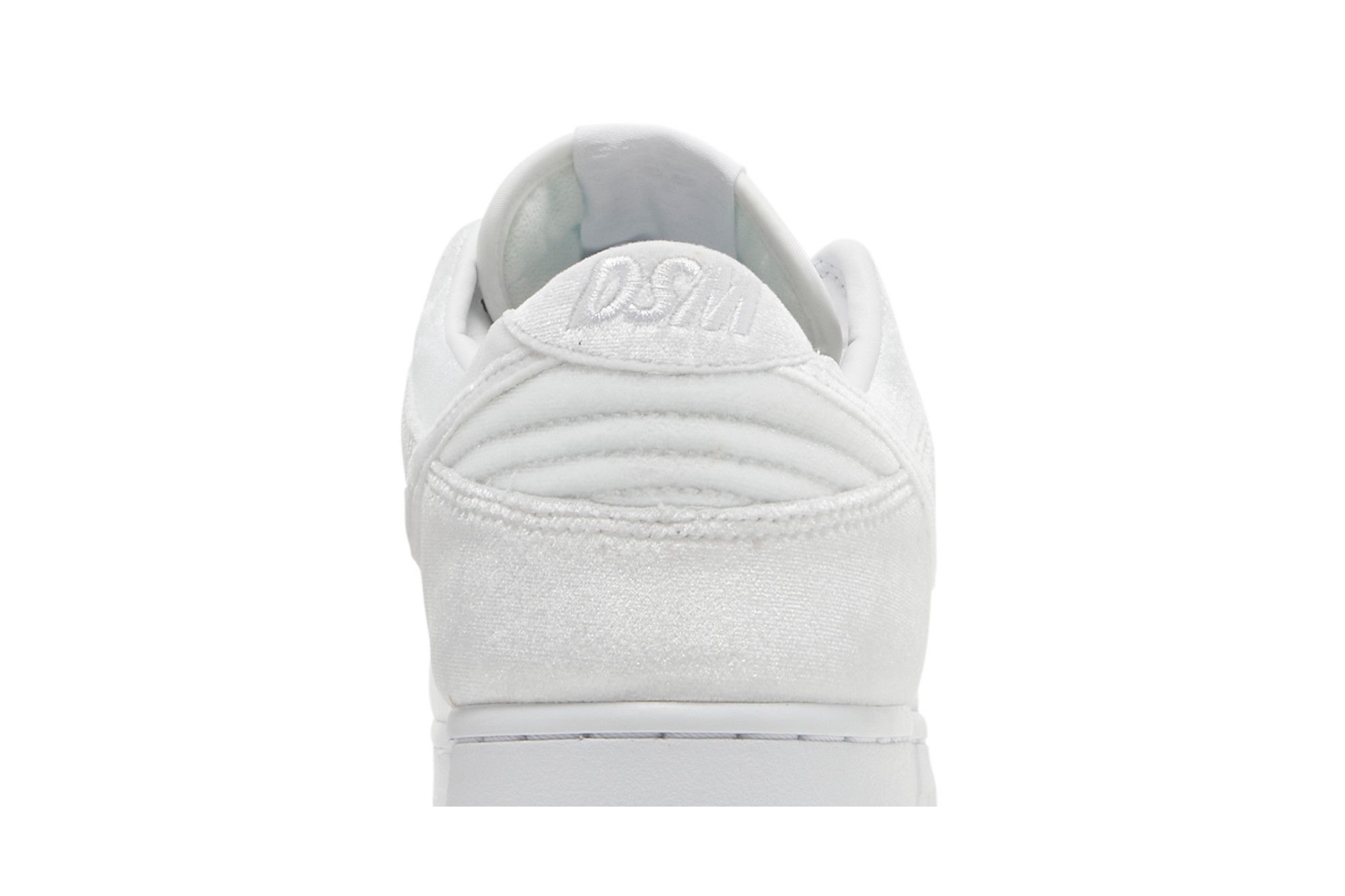 Buy Dover Street Market x Dunk Low 'White Velvet' - DH2686