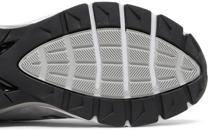 990v5 Made in USA B Wide Castlerock