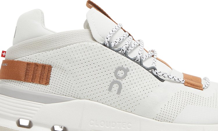 Wmns Cloudnova White Pearl