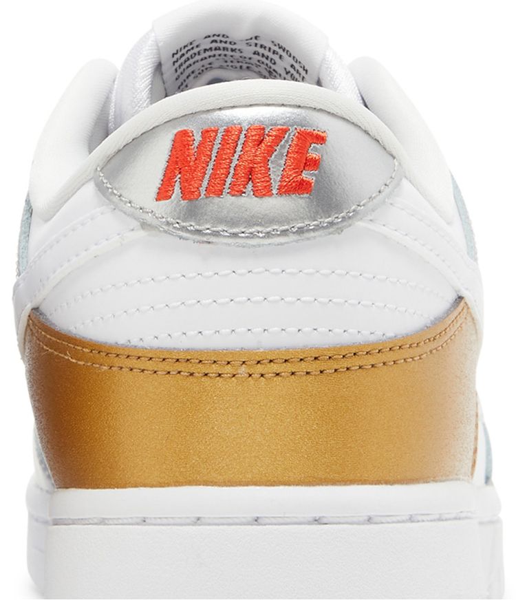 Nike Wmns Dunk Low SE Silver Gold Metallic