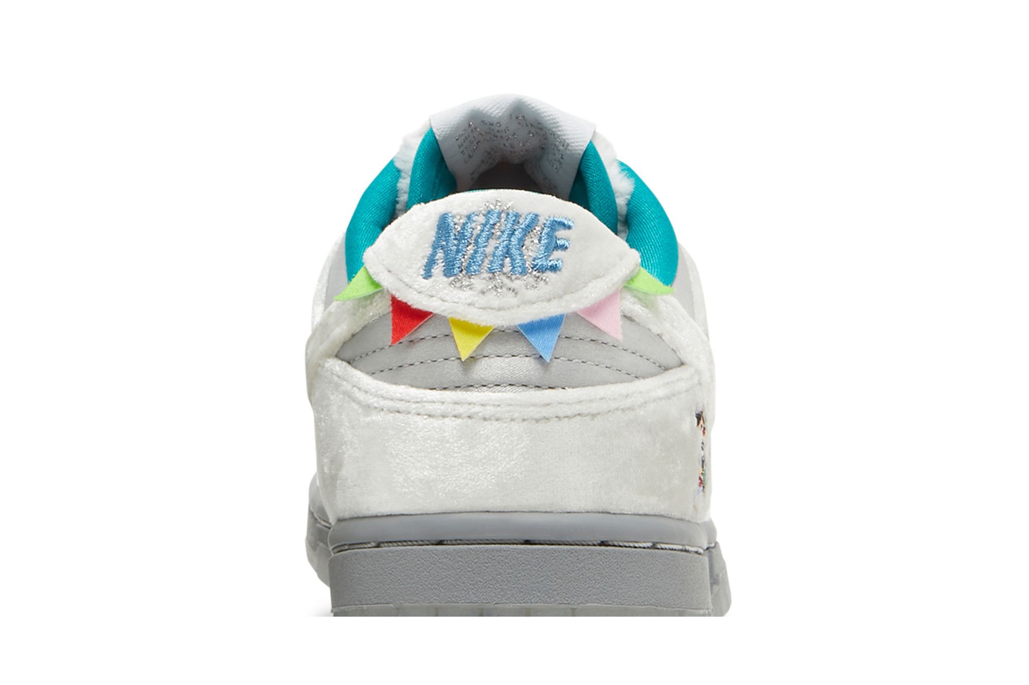 Buy Wmns Dunk Low 'Ice' - DO2326 001 | GOAT