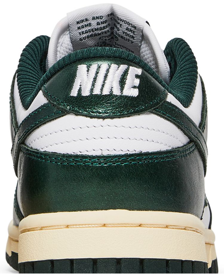 Wmns Dunk Low Vintage Green