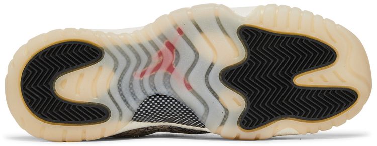Air Jordan 11 Retro Low GS Light Bone Snakeskin