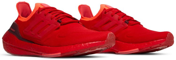 Adidas UltraBoost 22 Vivid Red