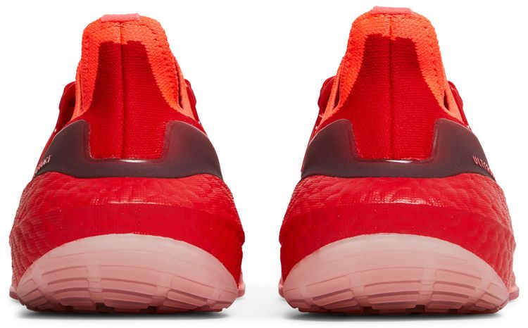 Adidas UltraBoost 22 Vivid Red