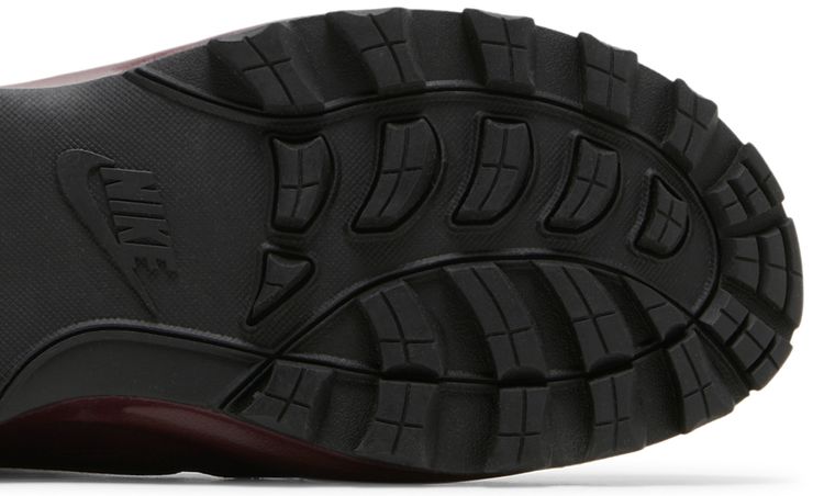 Nike Manoadome Night Maroon