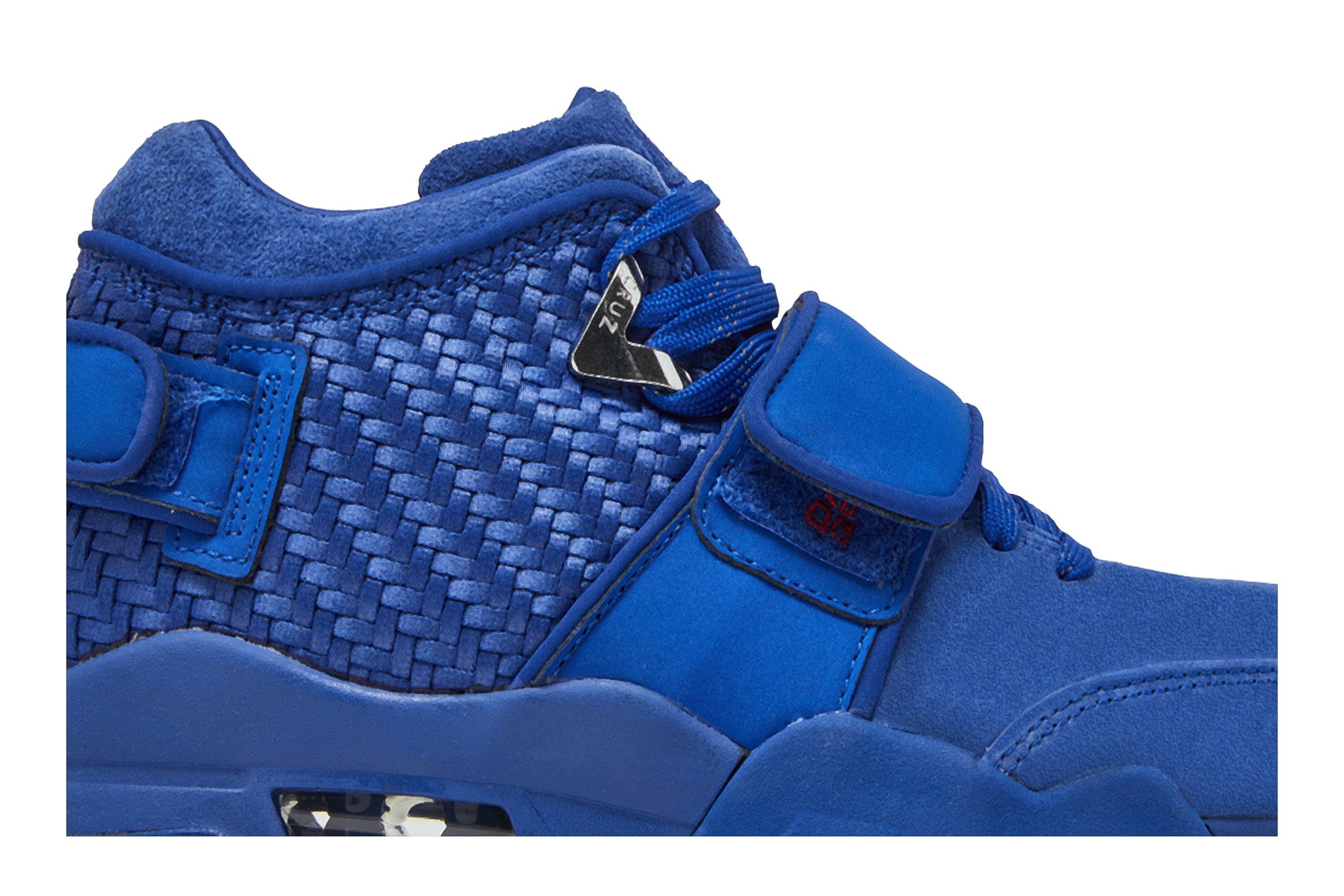 Nike v cruz deals