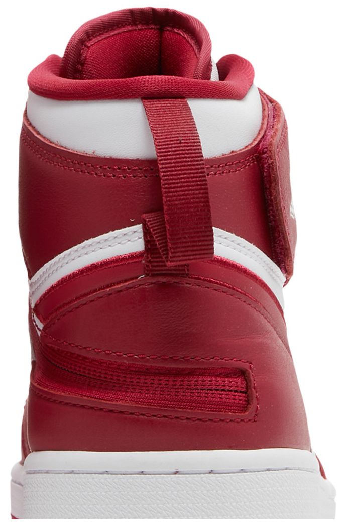 Air Jordan 1 High FlyEase Cardinal Red