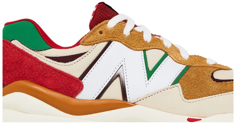 Mache x New Balance 5740 National Pizza Day