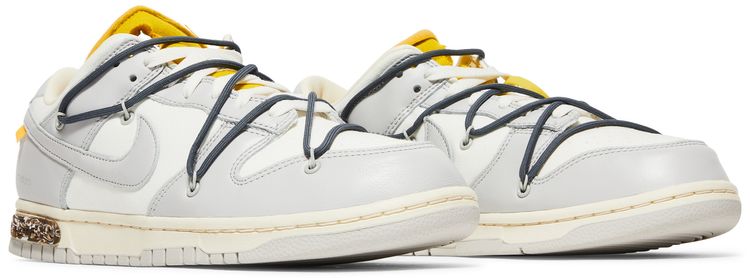 Off White x Nike Dunk Low Lot 41 of 50