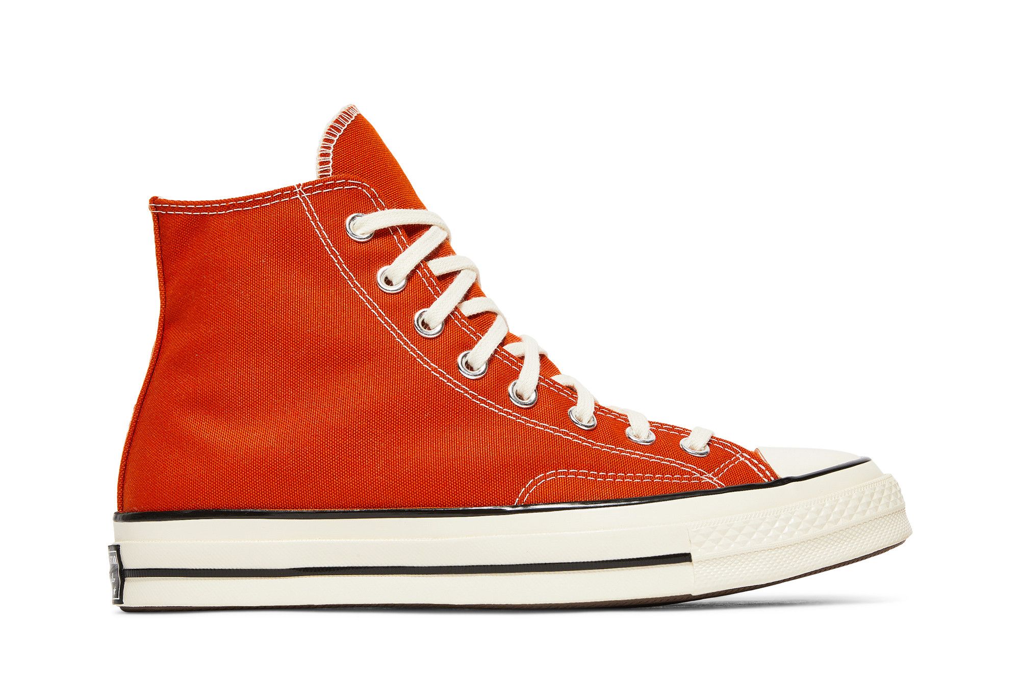 Size 10.5 Chuck 70 High Fire Pit