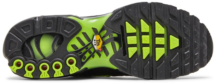 Nike Air Max Plus Sustainable   Black Volt