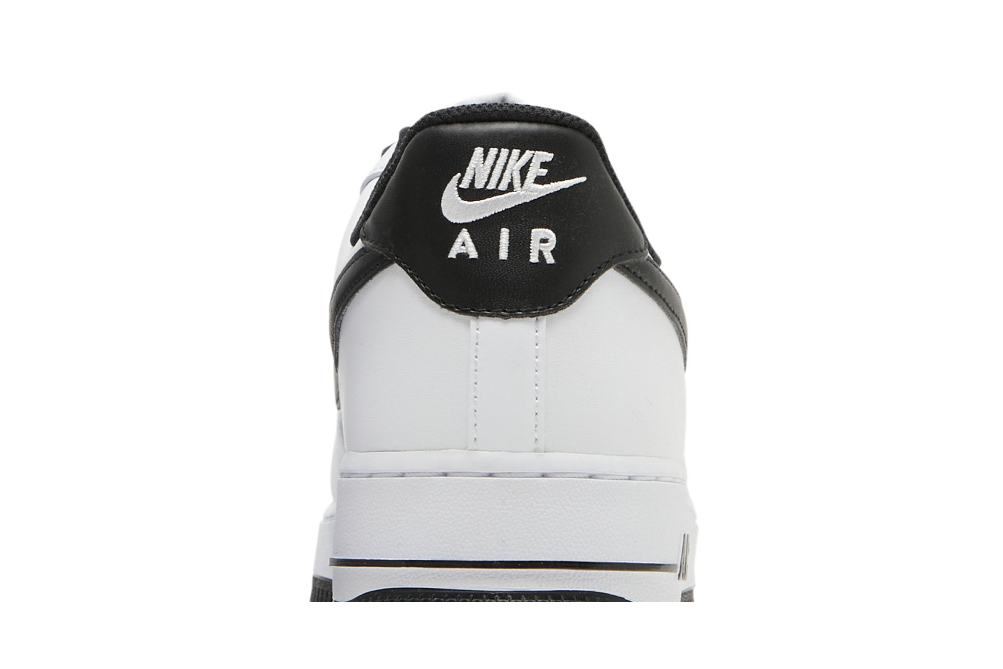 スニーカー Nike Air Force 1 Low '07 White Black DH7561-102 Amazon.com | Nike Air Force 1 Low White Black Men's DH7561