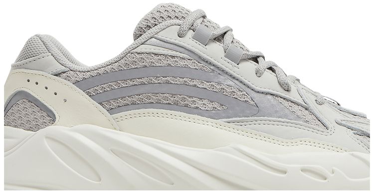 Yeezy Boost 700 V2 Static