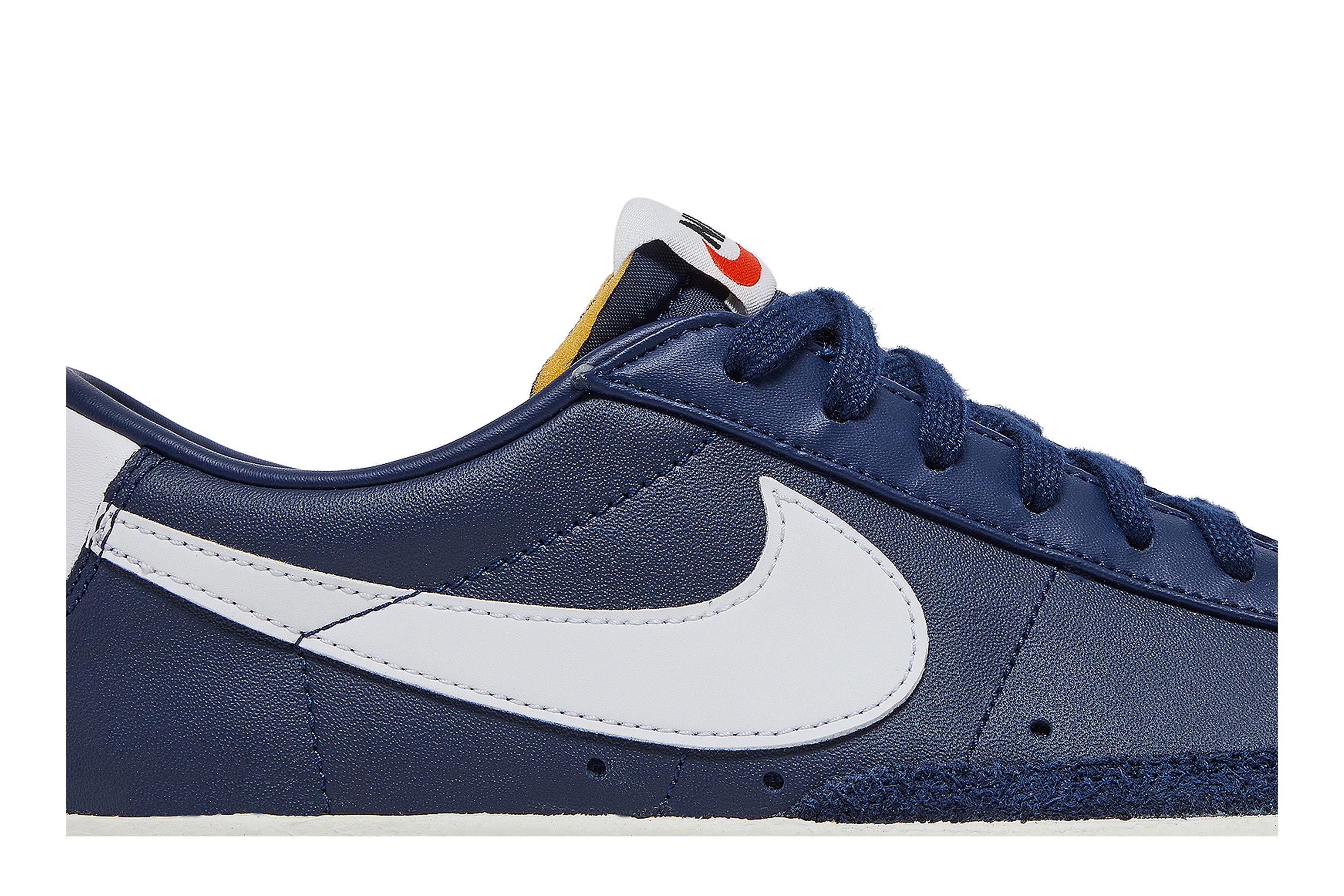 Nike blazer low navy blue clearance