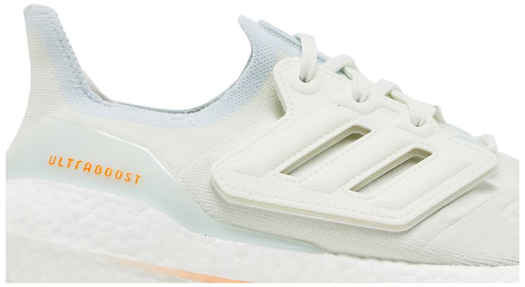 Adidas UltraBoost 22 White Blue Tint