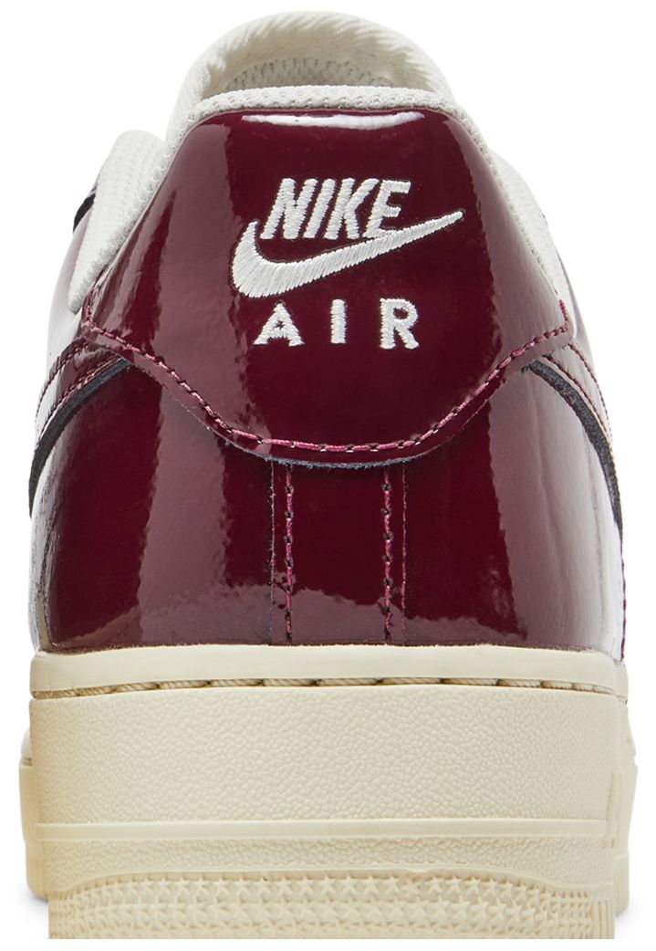 Nike Wmns Air Force 1 Roman Empire