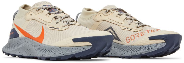Nike Pegasus Trail 3 GTX Rattan Campfire Orange