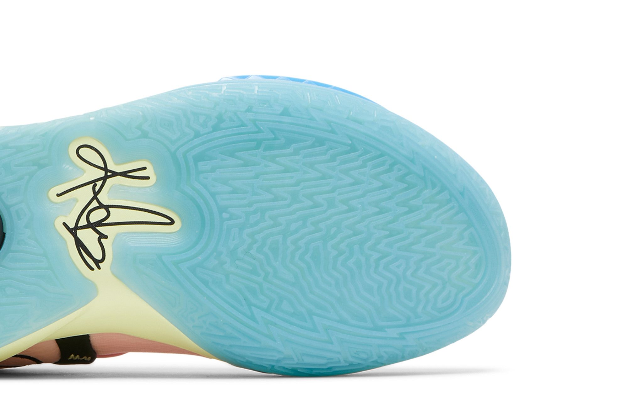 Buy Nike Kyrie Infinity EP 'Valentine's Day' - DH5387 900 | GOAT