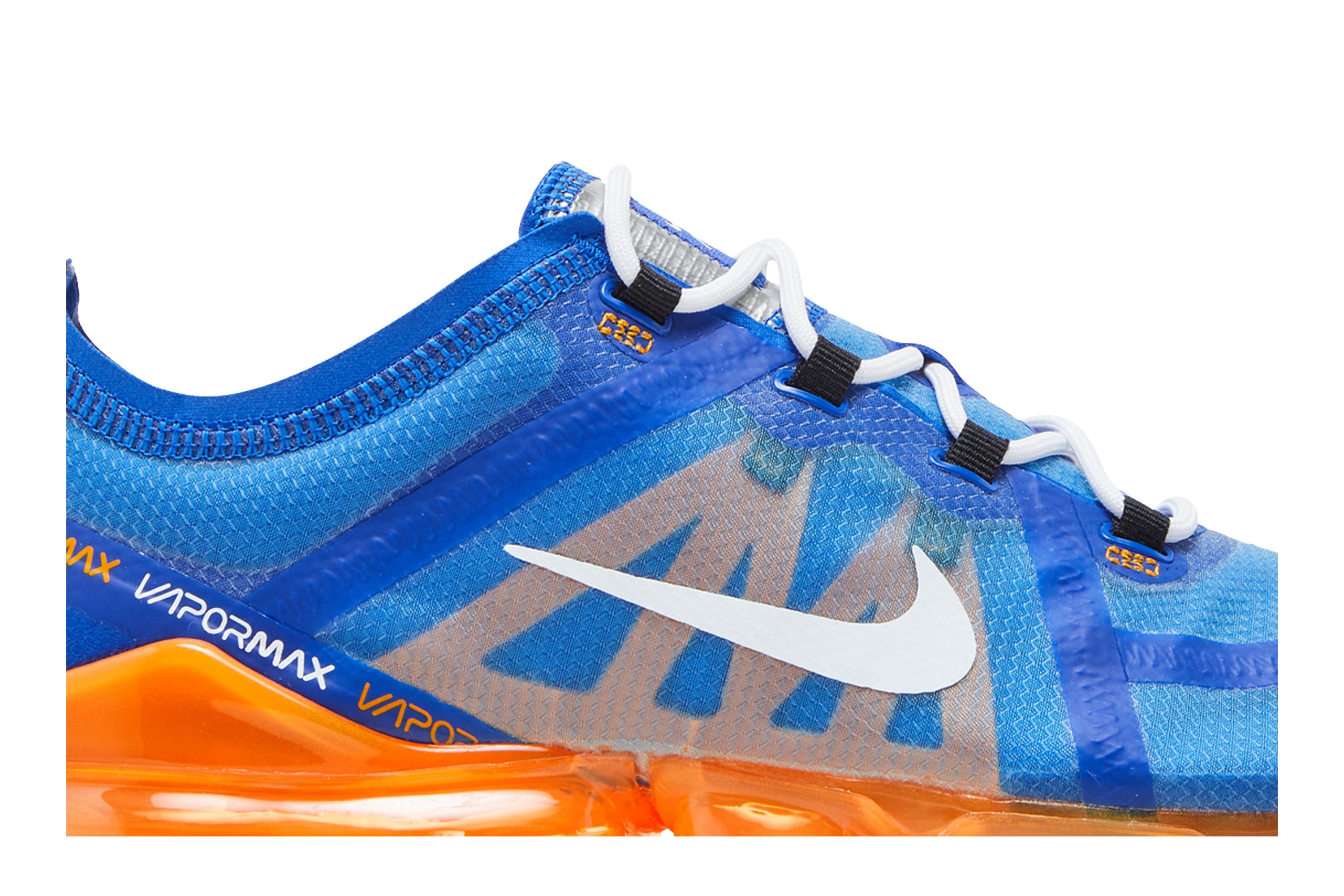 Blue vapormax 2019 deals