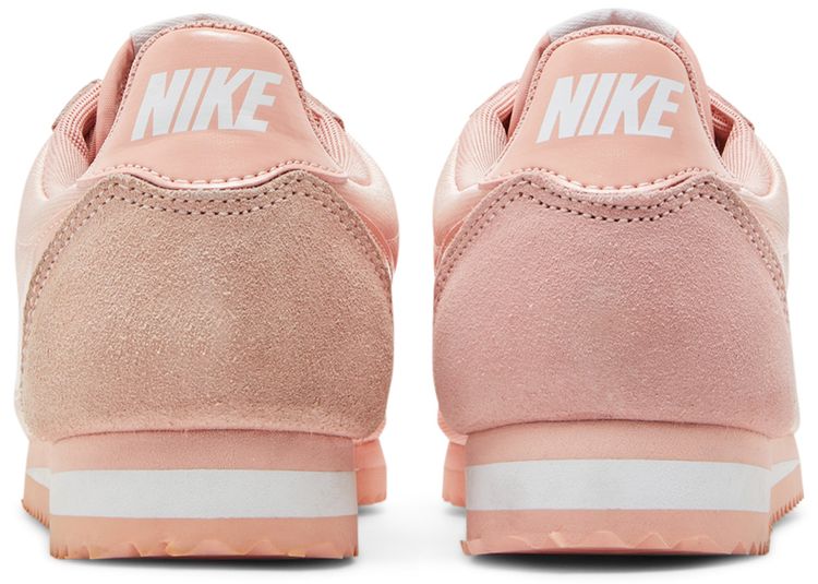 Nike Wmns Classic Cortez Nylon Coral Stardust