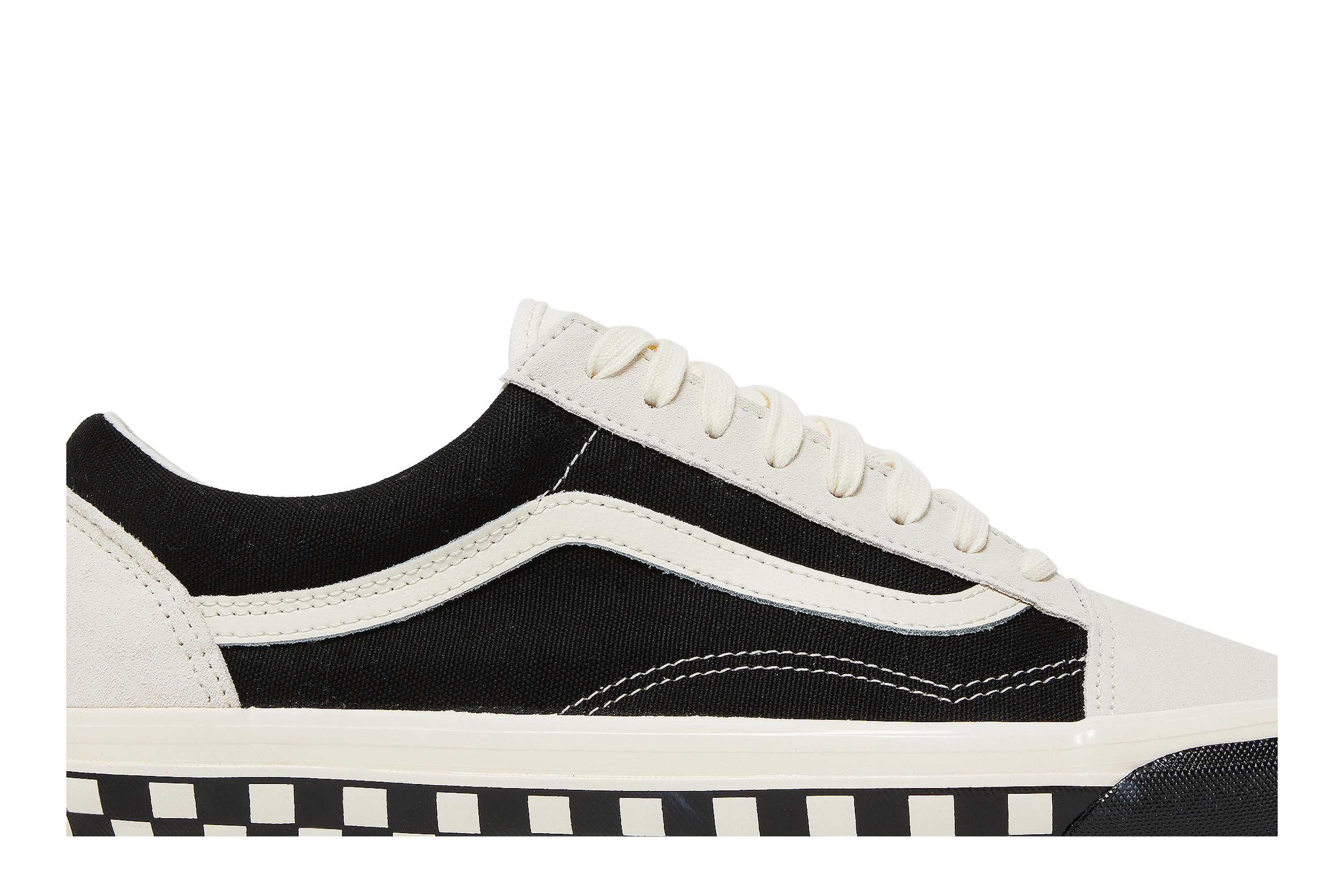 Buy OG Old Skool LX Bumper Cars Marshmallow Black VN0A4P3X4NO GOAT