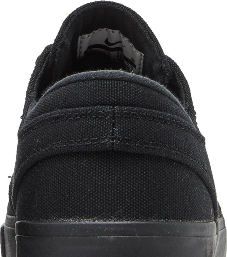 Zoom Stefan Janoski Canvas RM SB Triple Black