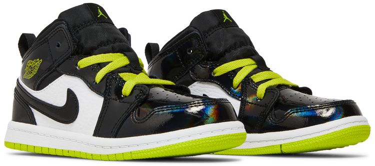 Air Jordan 1 Mid TD Black Cyber