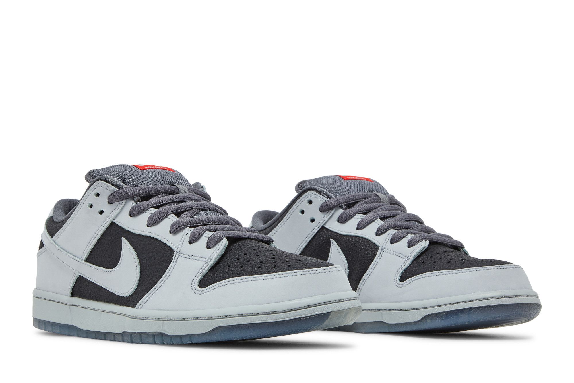 Nike sb dunks low grey top