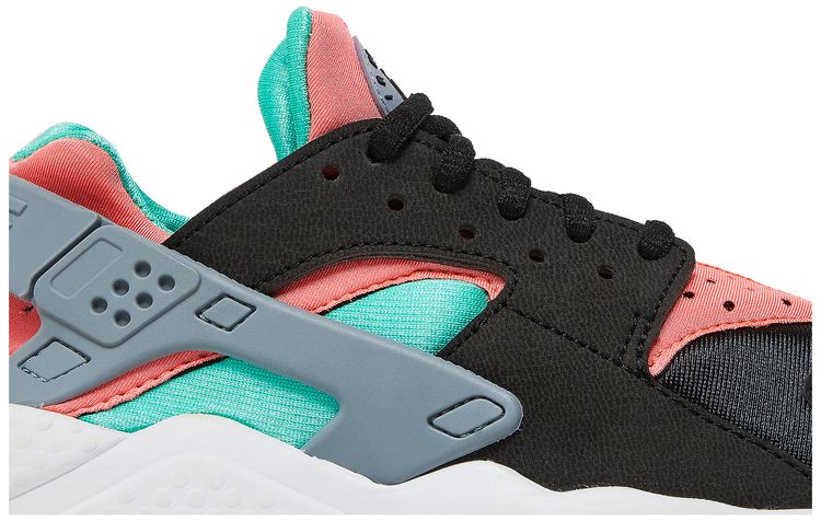 Nike Wmns Air Huarache Run