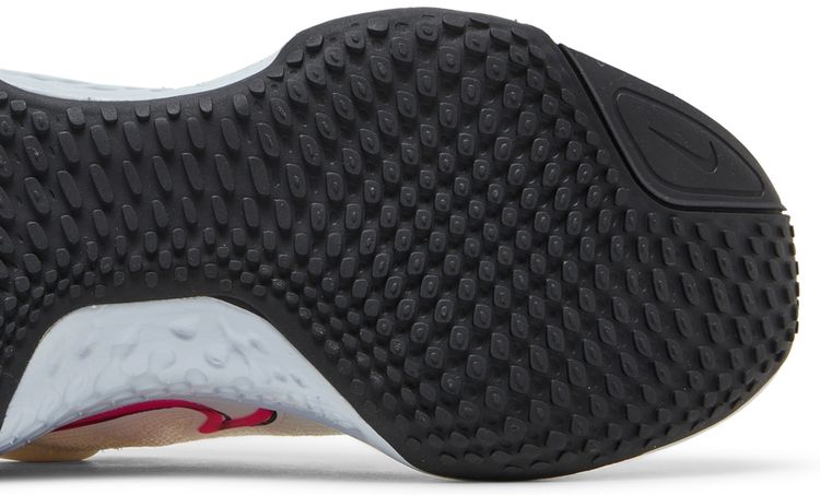 Nike ZoomX Invincible Run Flyknit Phantom