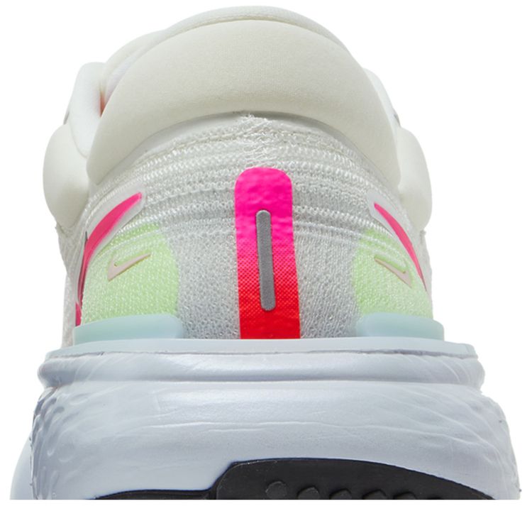 Nike ZoomX Invincible Run Flyknit Phantom